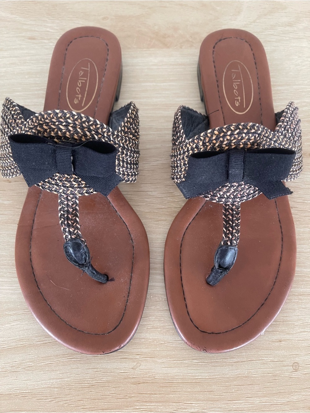 Talbots Woven Black Bow Thong Sandals 5B